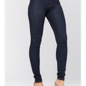Judy Blue - Dark Denim Skinny